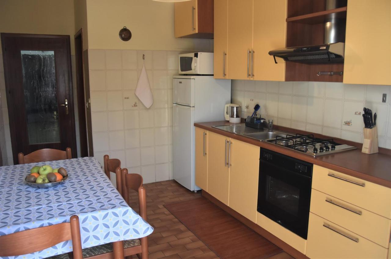 Casa Carlotta Apartment เลวิโกแตร์เม ภายนอก รูปภาพ